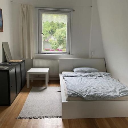 Altbauwohnung Stuttgart Ost Luaran gambar